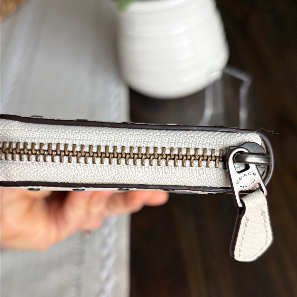 Coach Accordion Cream Pebbled Zip Wallet with Stud Trim - Picture 7 of 13